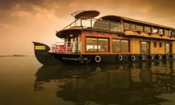 Premium Houseboats